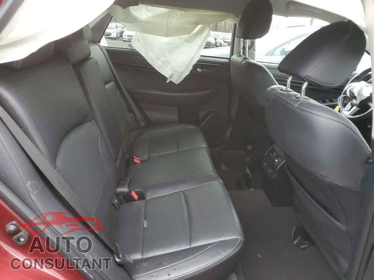 SUBARU OUTBACK 2017 - 4S4BSAKC6H3401803