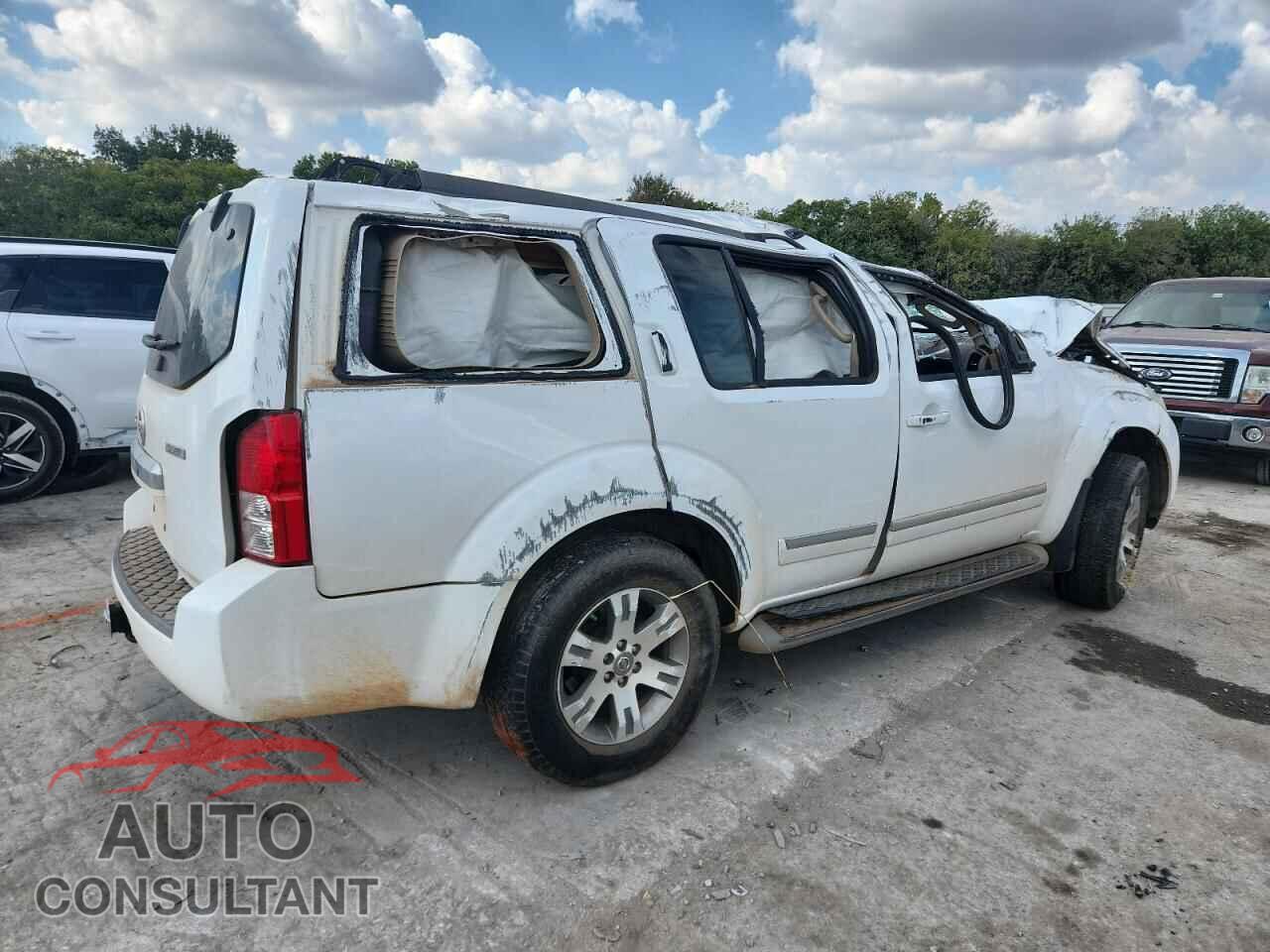 NISSAN PATHFINDER 2012 - 5N1AR1NN8CC601157