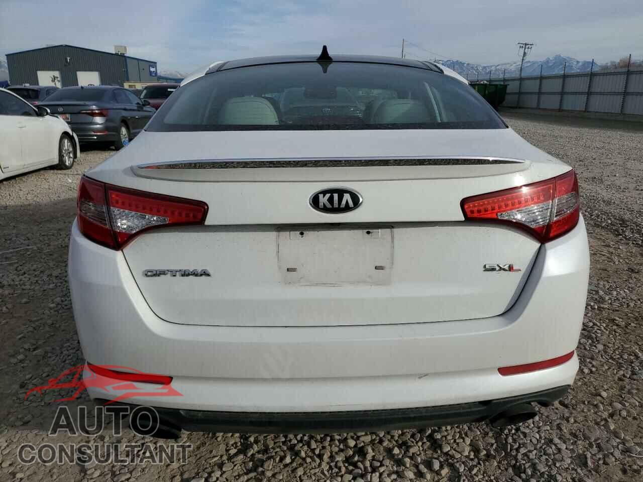 KIA OPTIMA 2013 - 5XXGR4A61DG090567