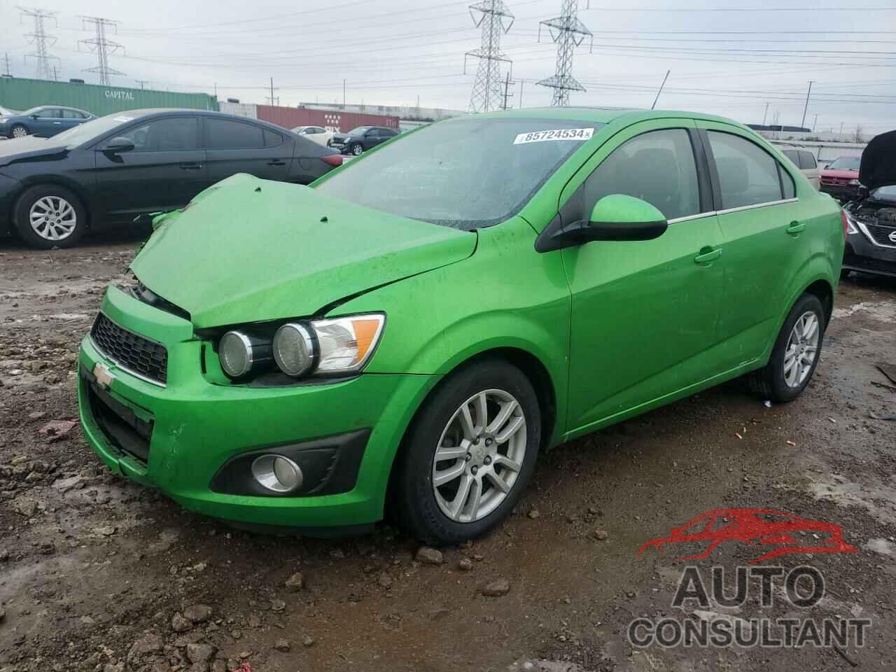 CHEVROLET SONIC 2015 - 1G1JC5SB8F4125653