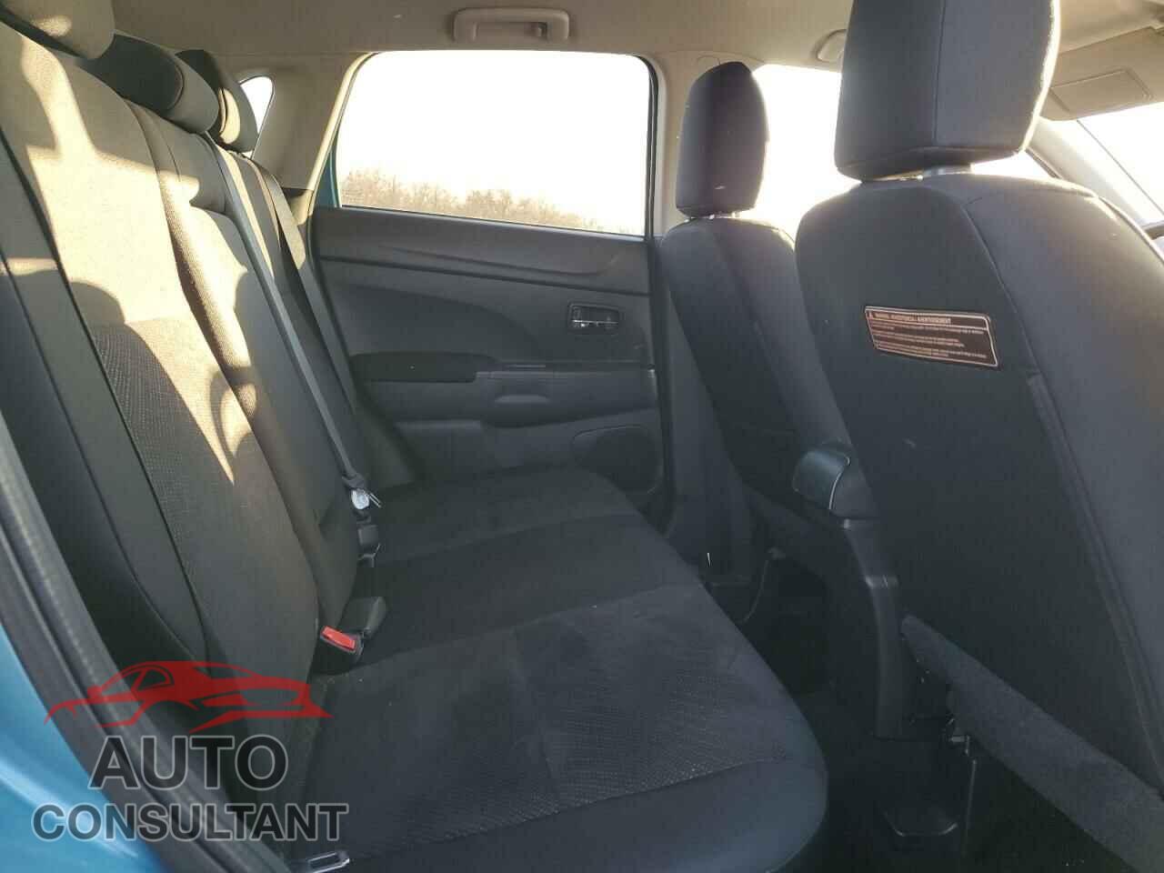 MITSUBISHI OUTLANDER 2013 - 4A4AR4AU5DE013623