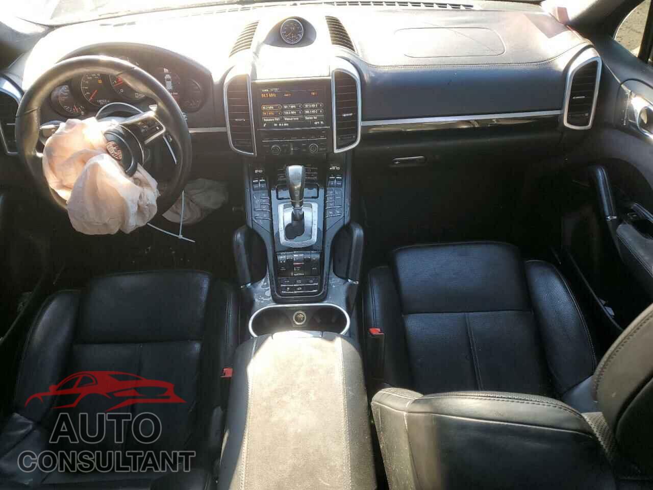 PORSCHE CAYENNE 2016 - WP1AD2A22GLA71843