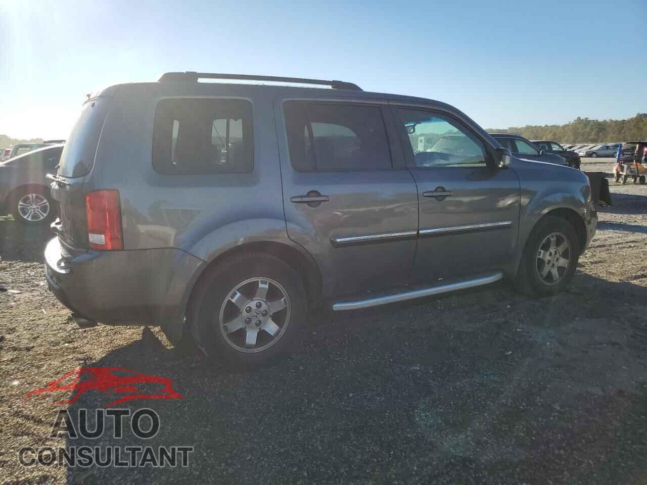HONDA PILOT 2011 - 5FNYF4H90BB067391