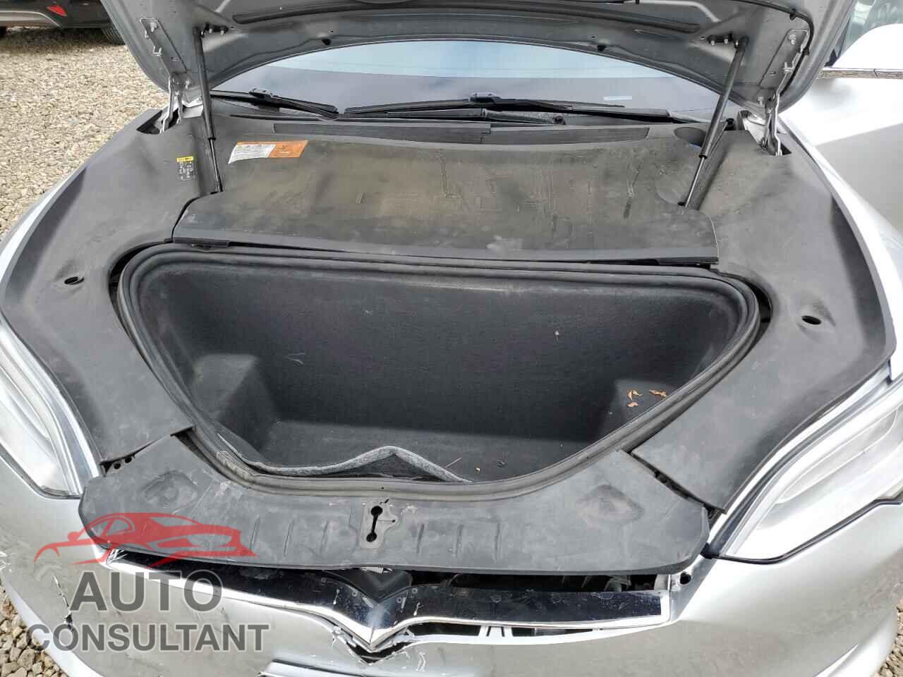 TESLA MODEL S 2017 - 5YJSA1E13HF210926
