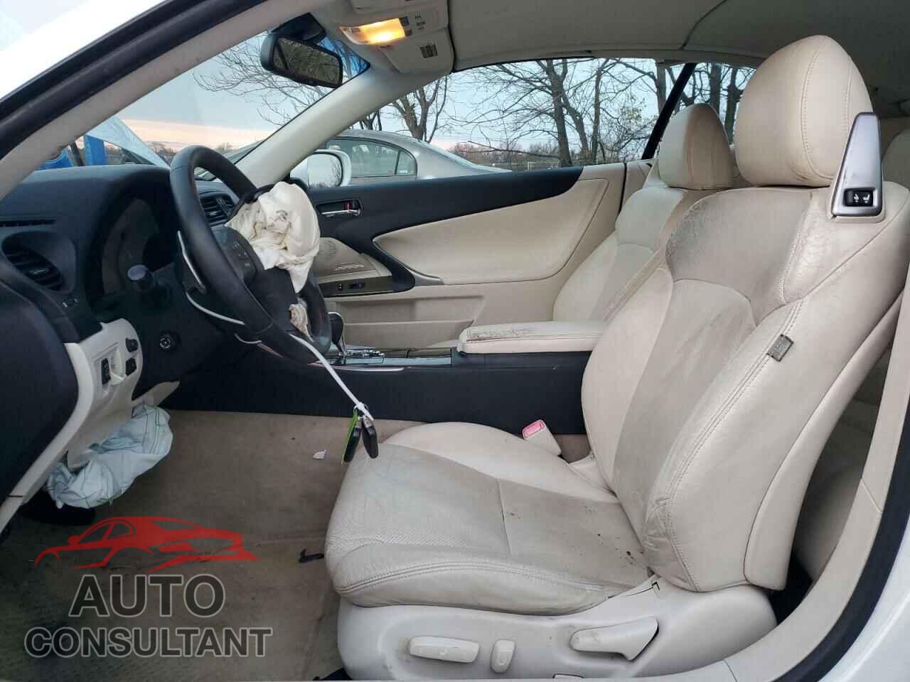 LEXUS IS 2010 - JTHFF2C27A2509282