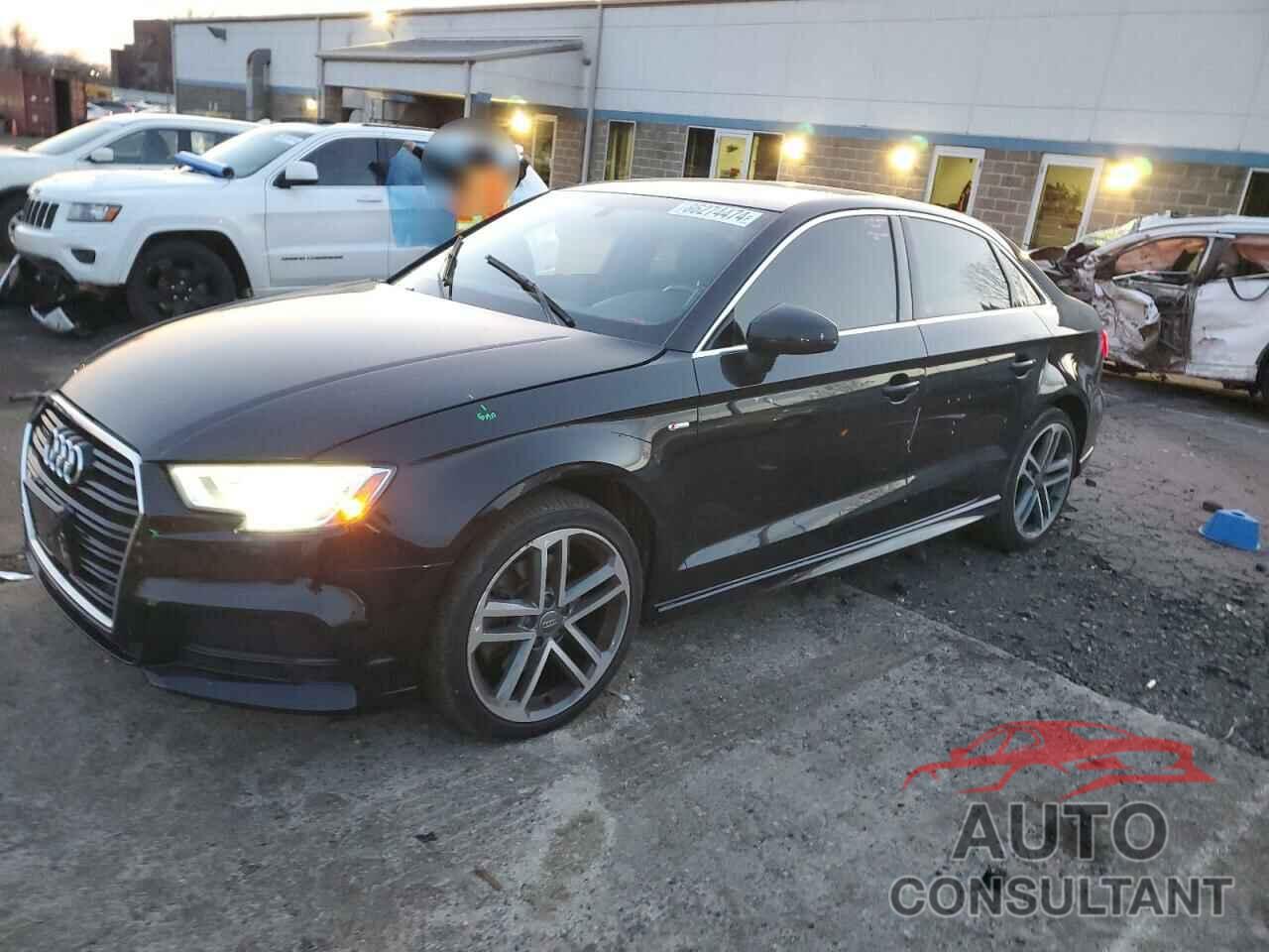 AUDI A3 2018 - WAUJ8GFF8J1013766