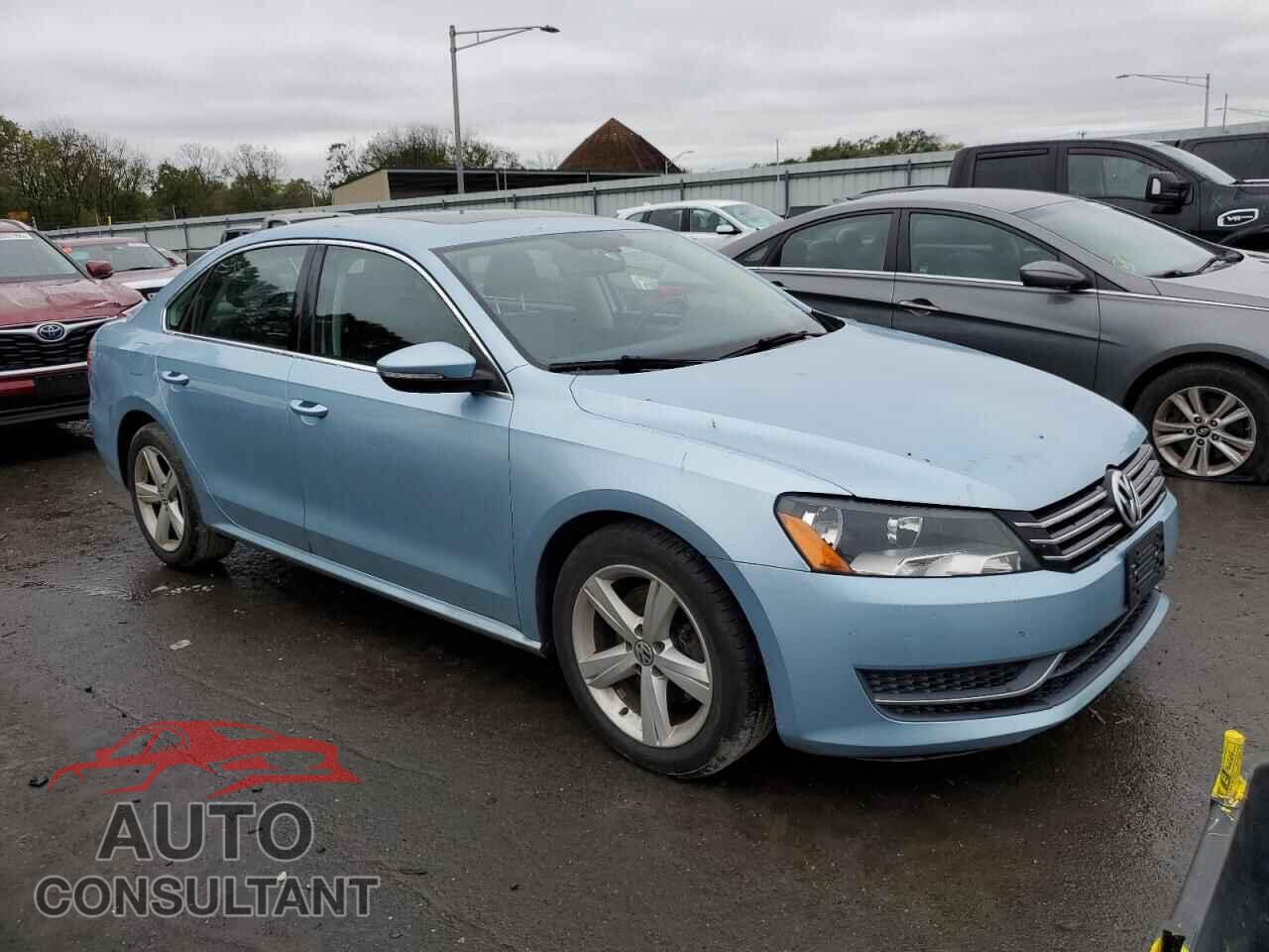 VOLKSWAGEN PASSAT 2012 - 1VWBP7A35CC031475