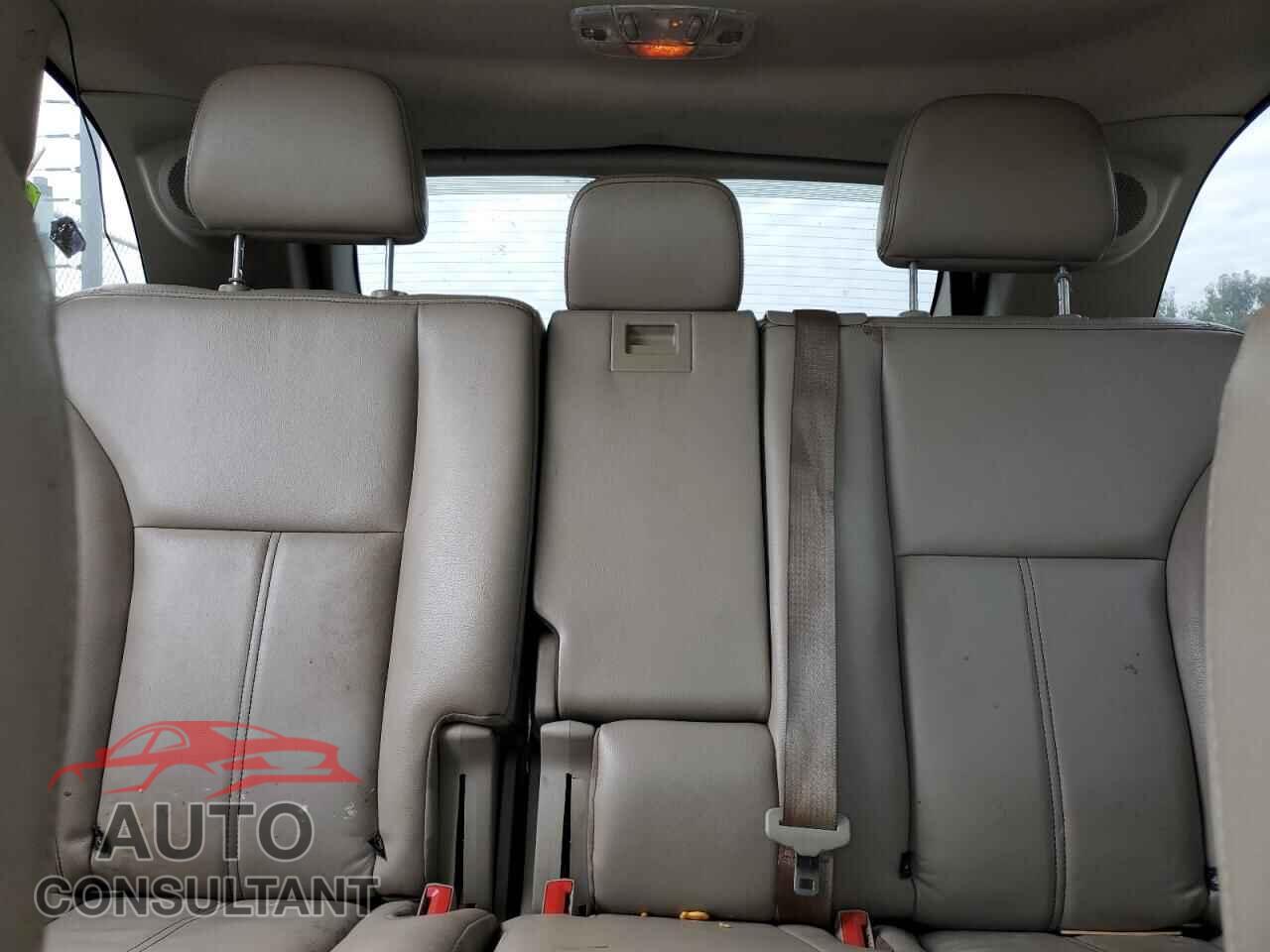 FORD EDGE 2011 - 2FMDK3KC5BBB11161