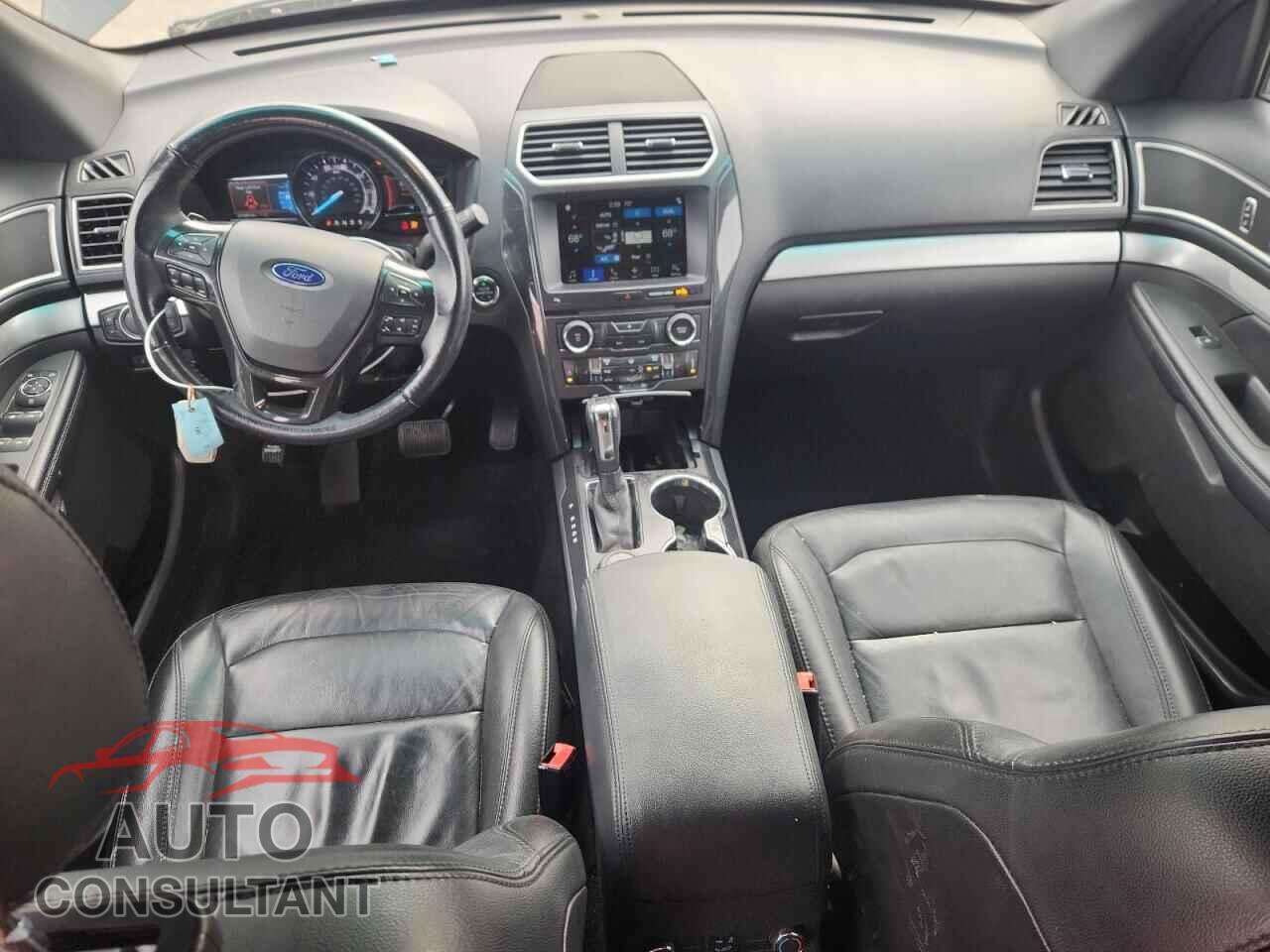 FORD EXPLORER 2017 - 1FM5K8D84HGB03029