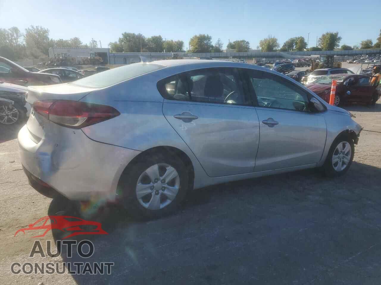 KIA FORTE 2017 - 3KPFK4A79HE143605