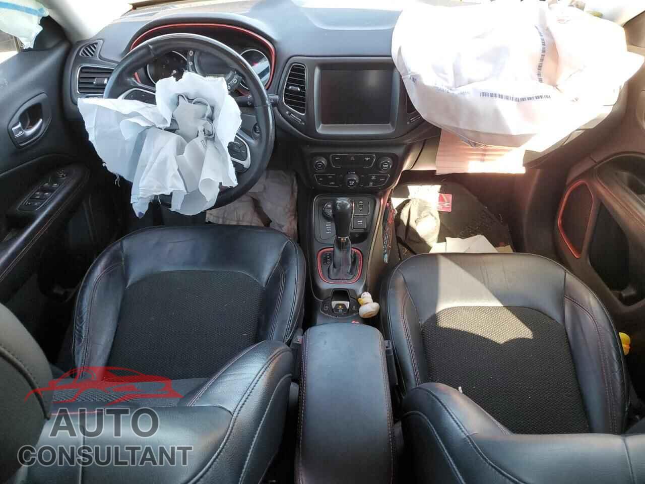 JEEP COMPASS 2017 - 3C4NJDDB6HT635907