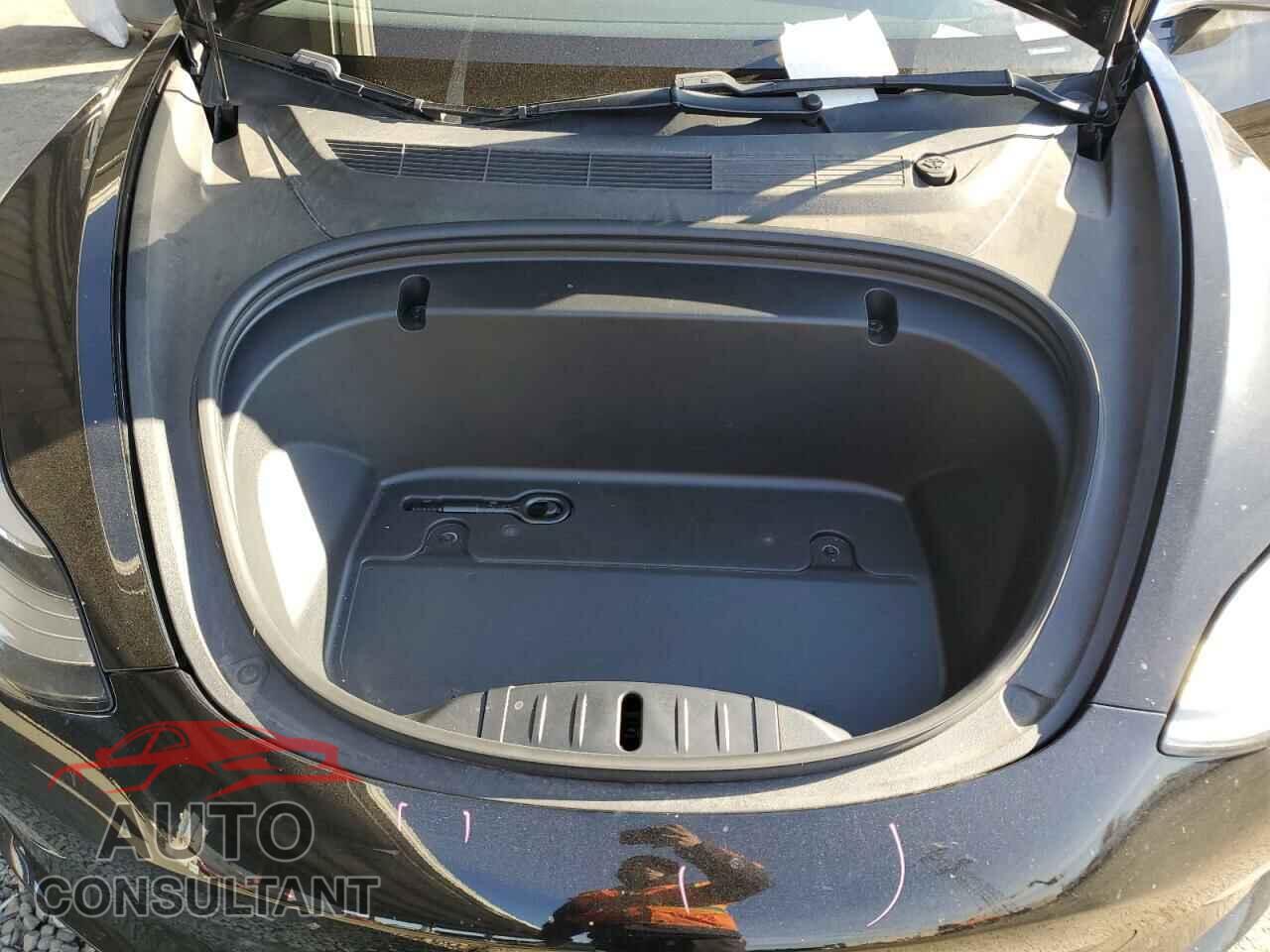 TESLA MODEL 3 2020 - 5YJ3E1EA6LF704666