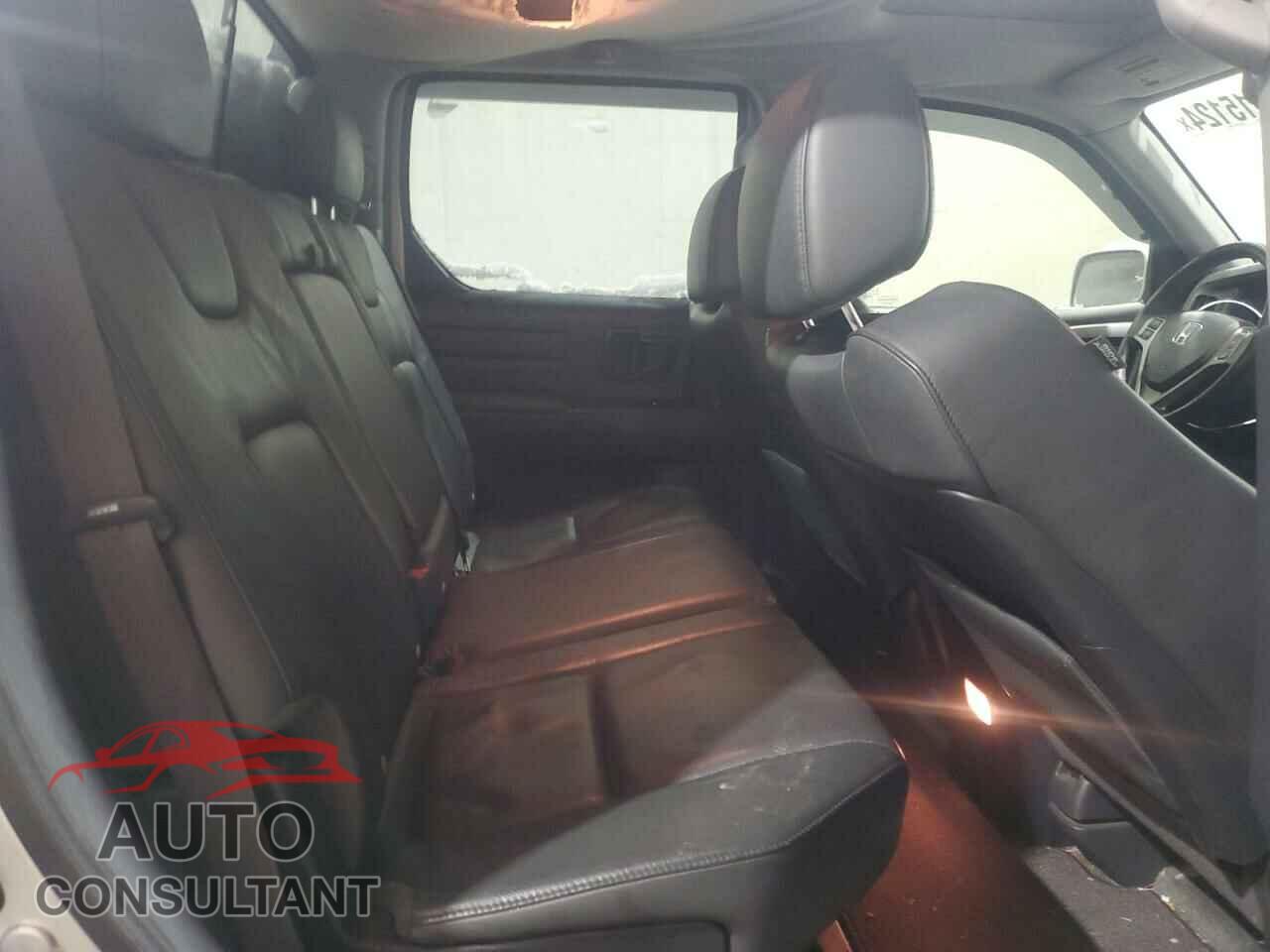 HONDA RIDGELINE 2014 - 5FPYK1F63EB013596