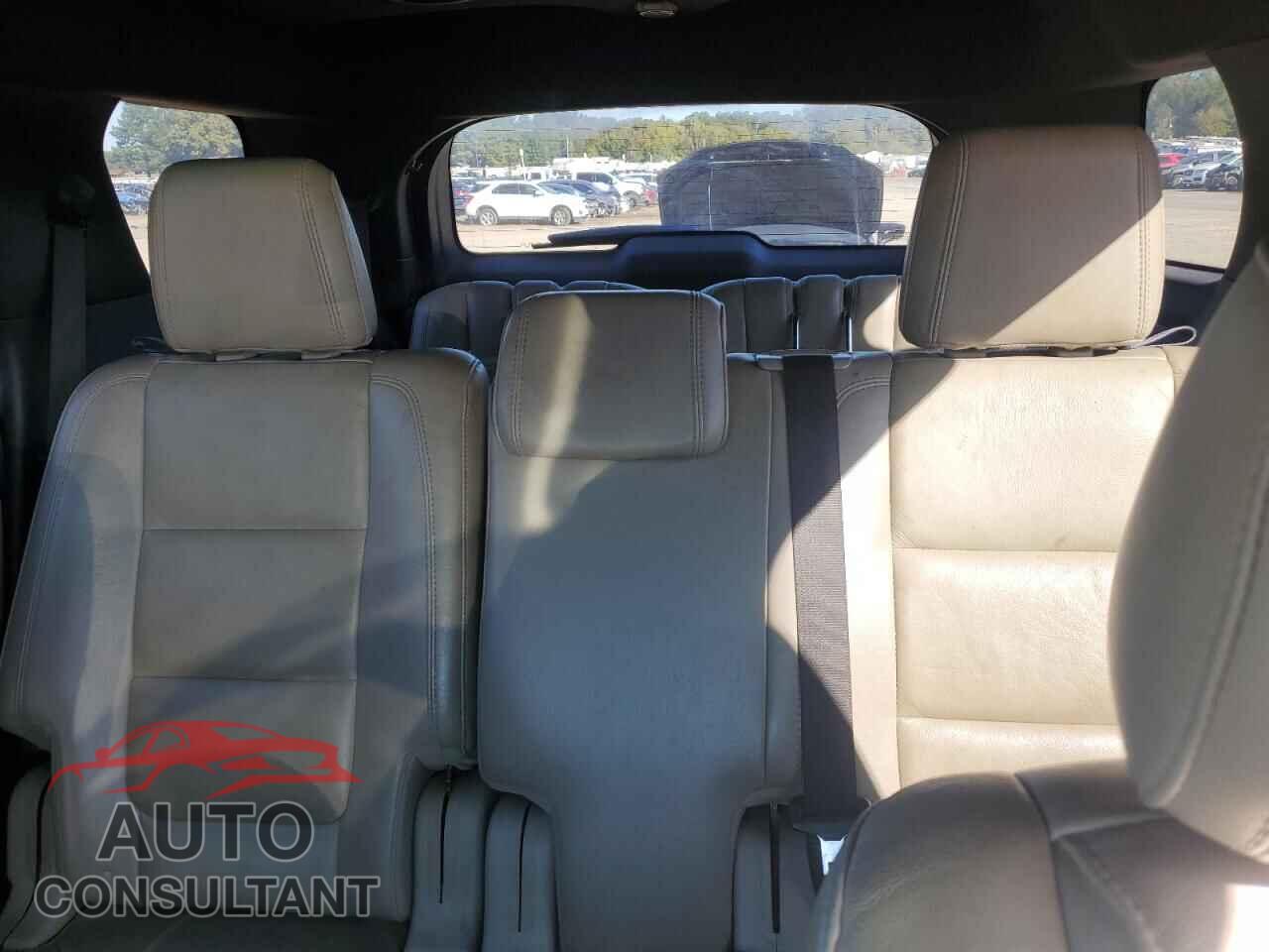 FORD EXPLORER 2015 - 1FM5K7D88FGA83021