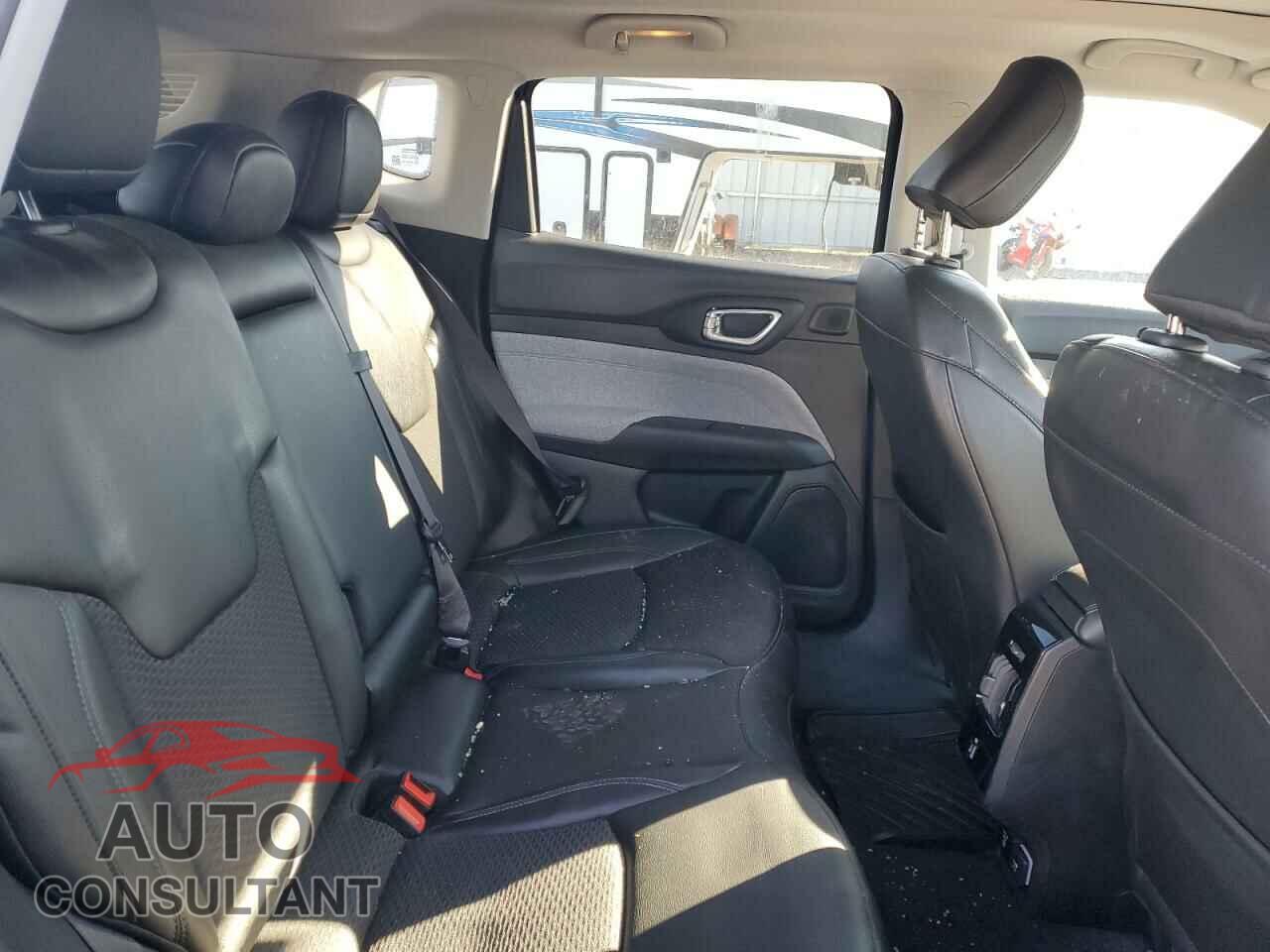 JEEP COMPASS 2022 - 3C4NJDBB7NT170472