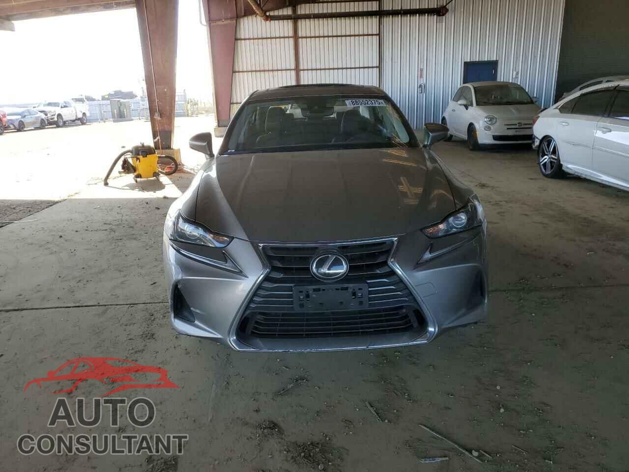LEXUS IS 2017 - JTHBA1D20H5039157