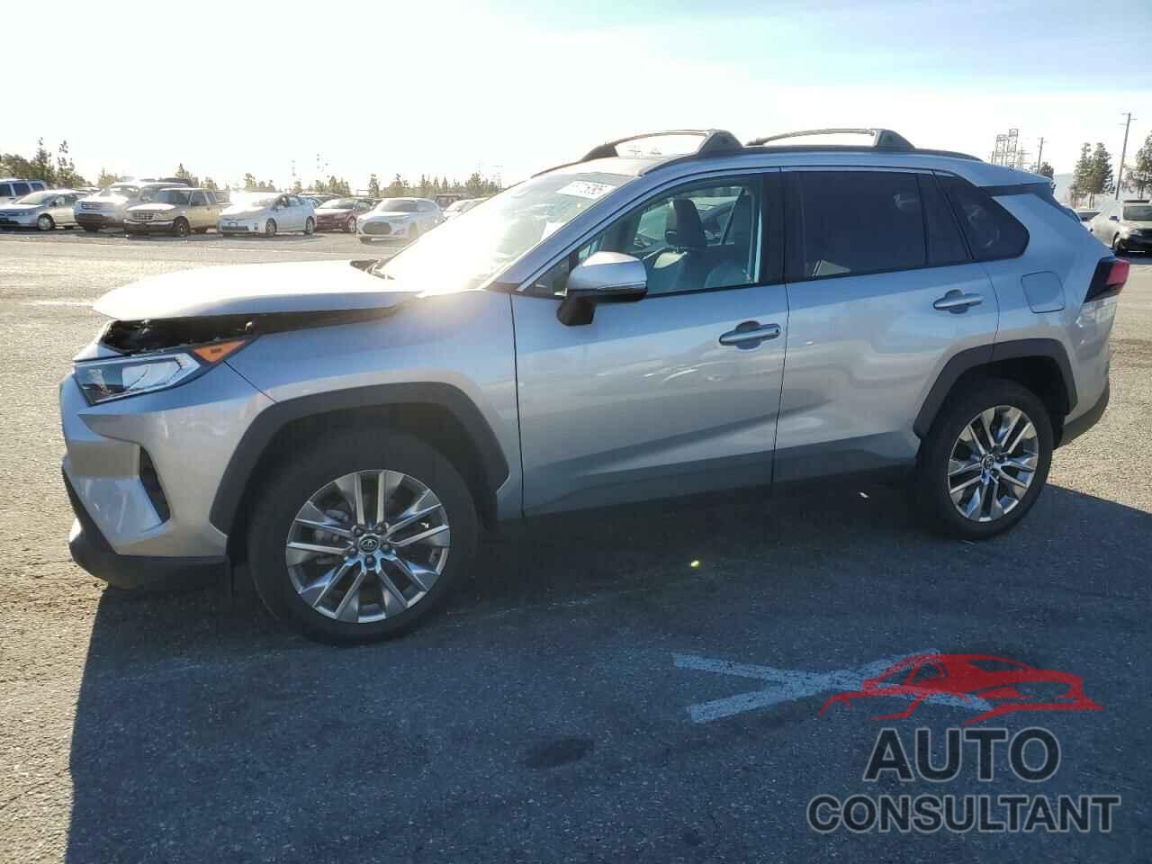 TOYOTA RAV4 2020 - 2T3C1RFV2LW087501