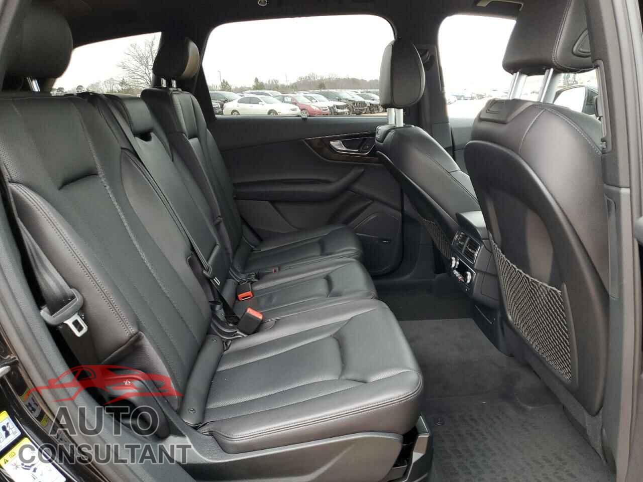 AUDI Q7 2017 - WA1VABF77HD034003