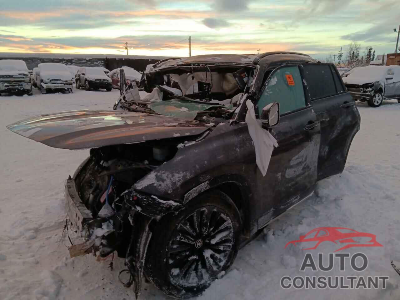 TOYOTA HIGHLANDER 2023 - 5TDKDRBH4PS507317
