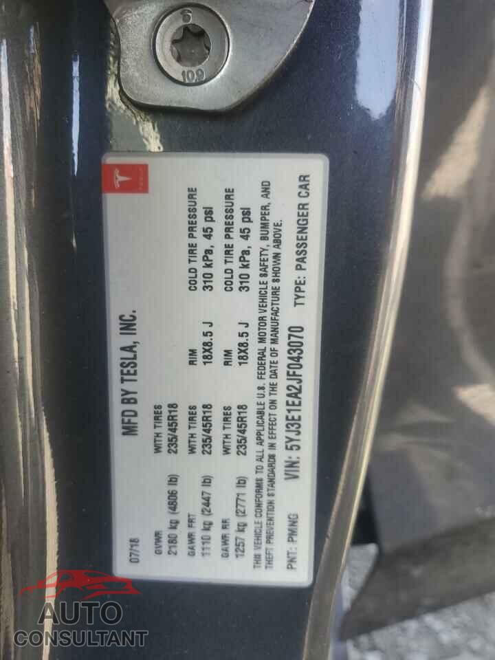 TESLA MODEL 3 2018 - 5YJ3E1EA2JF043070