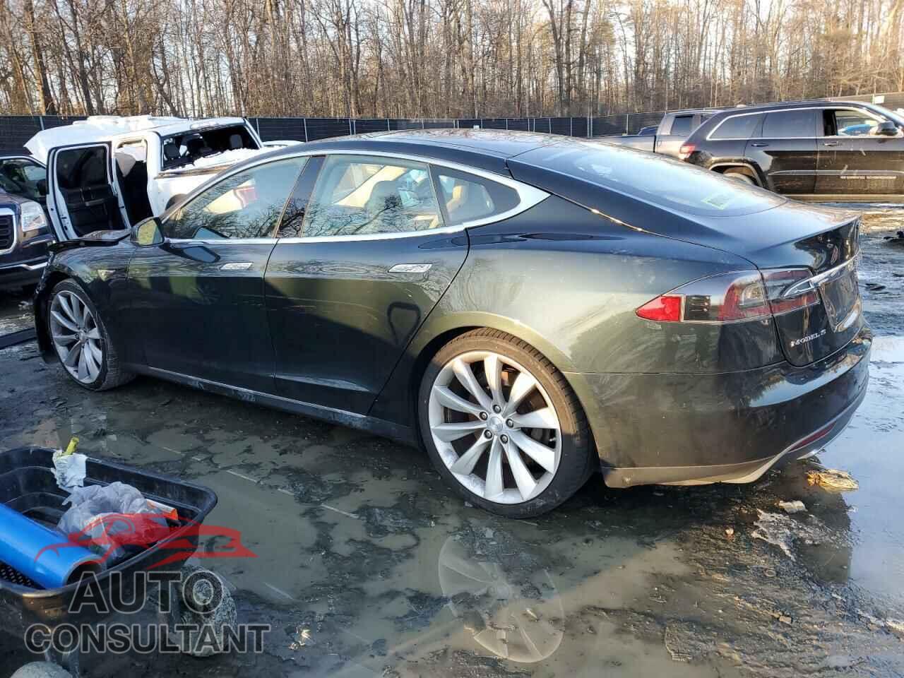 TESLA MODEL S 2014 - 5YJSA1H11EFP43722
