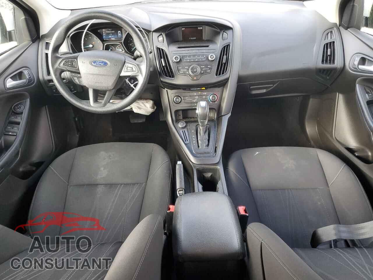 FORD FOCUS 2016 - 1FADP3K27GL319603