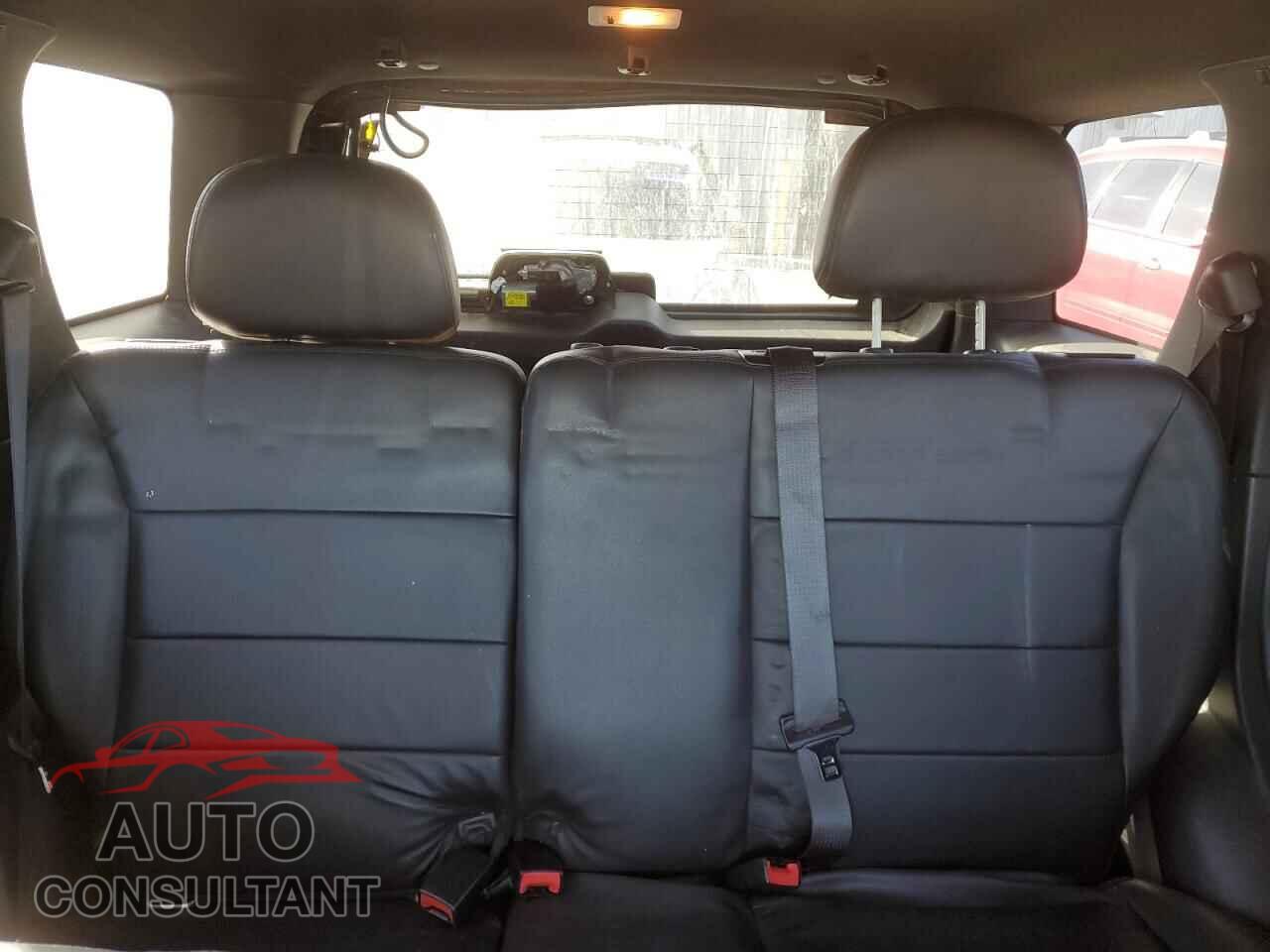 FORD ESCAPE 2010 - 1FMCU9DG2AKB06075