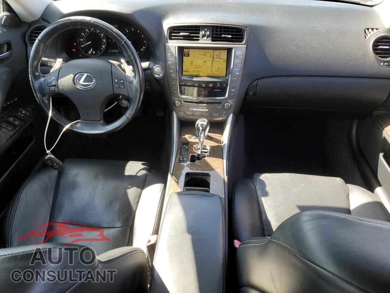 LEXUS IS 2010 - JTHFF2C24A2504671