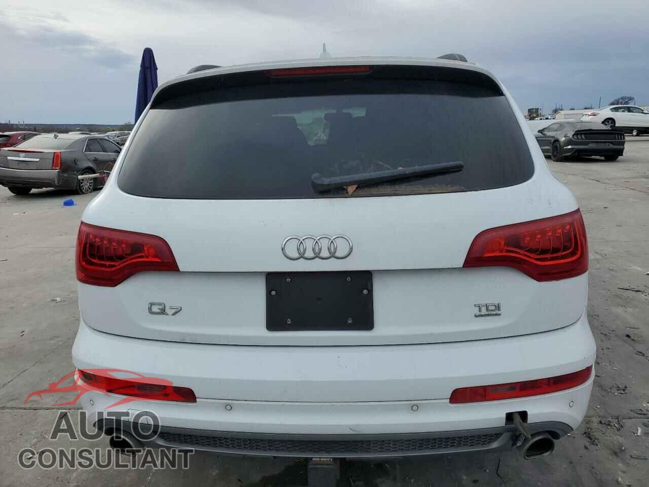 AUDI Q7 2013 - WA1WMAFE2DD011629