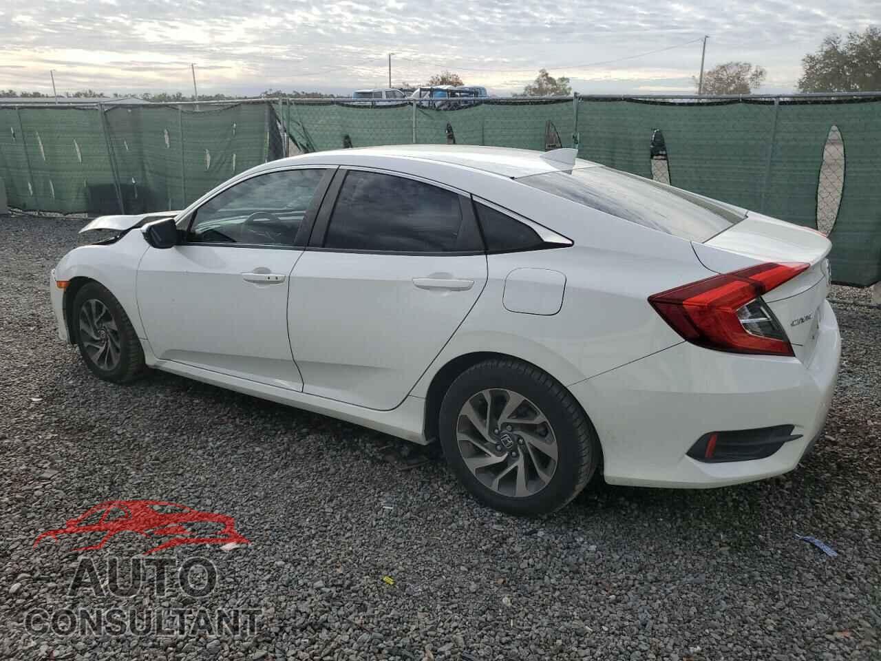 HONDA CIVIC 2018 - 19XFC2F76JE016679