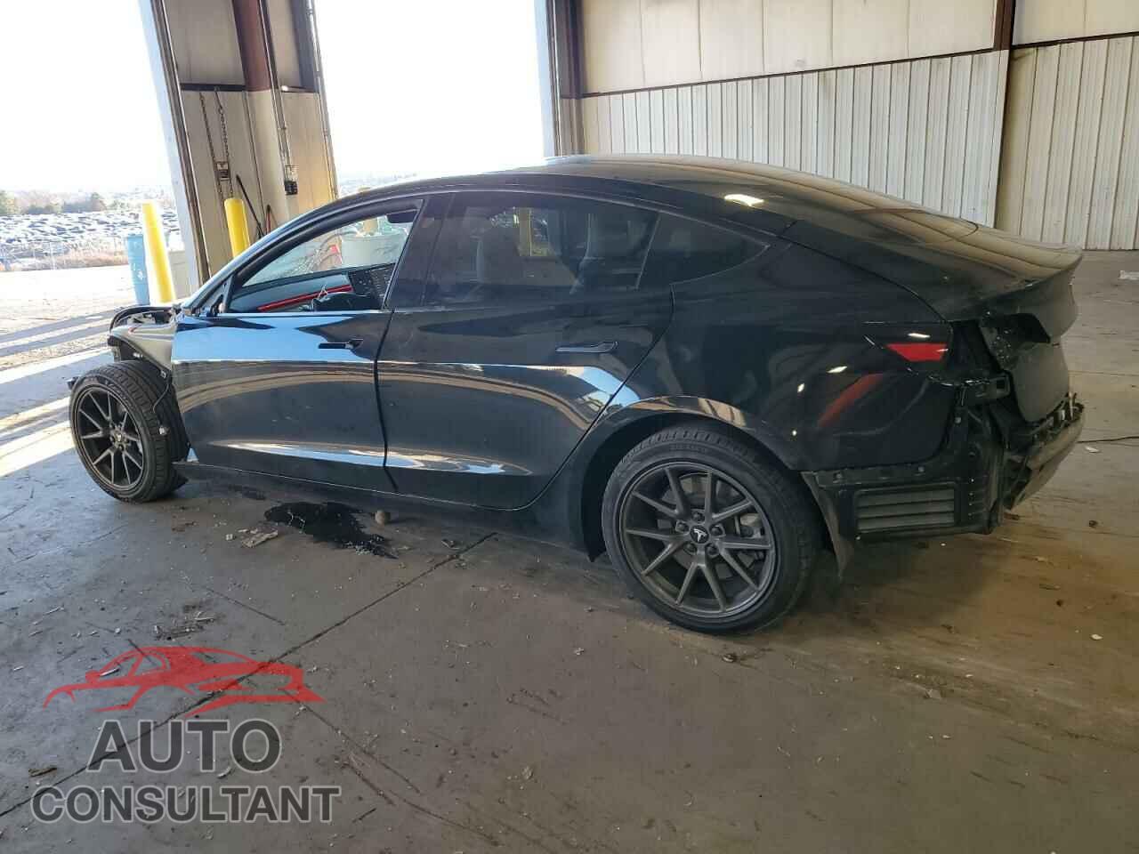 TESLA MODEL 3 2023 - 5YJ3E1EA5PF663730
