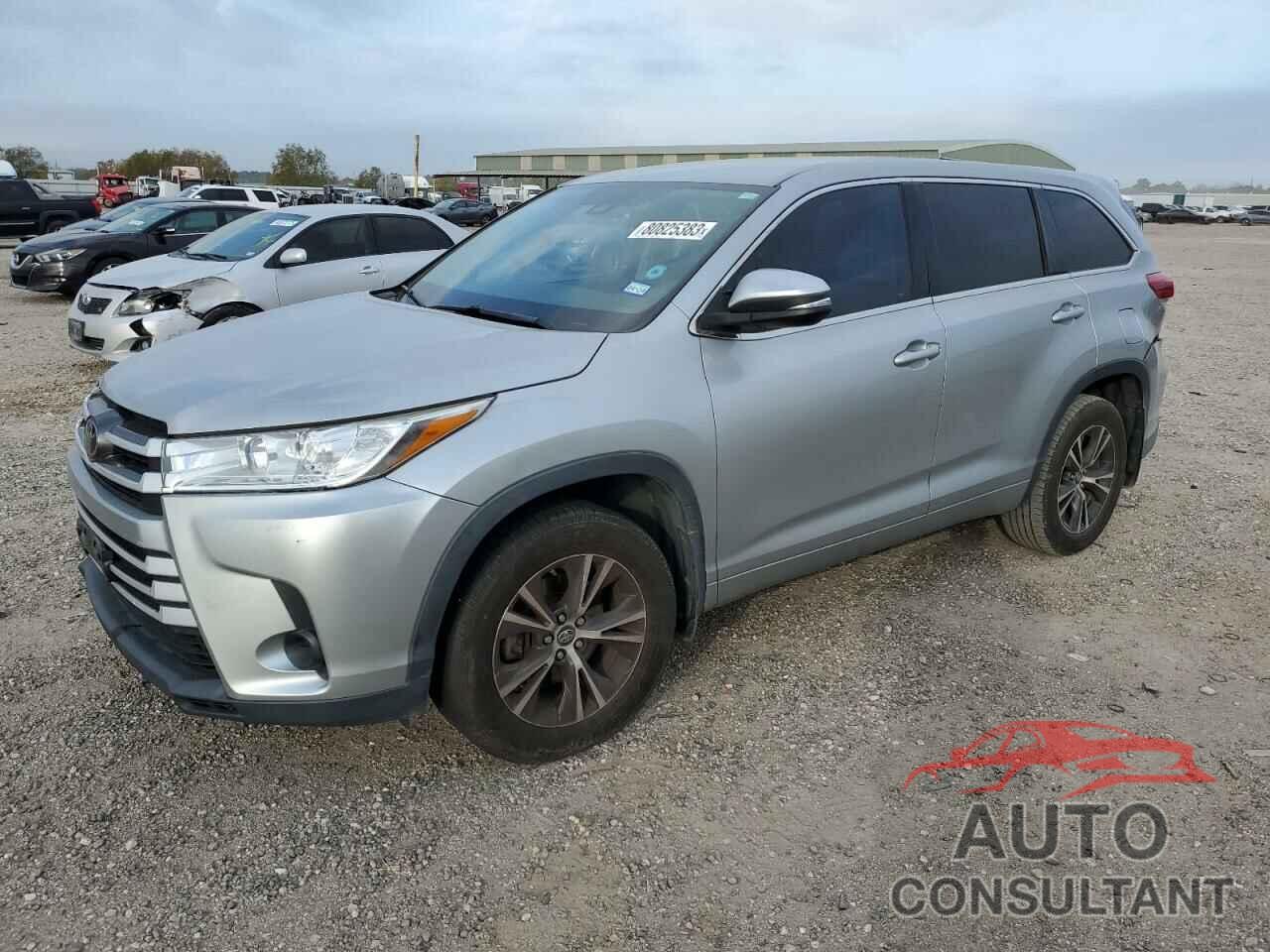 TOYOTA HIGHLANDER 2017 - 5TDZARFH8HS024478