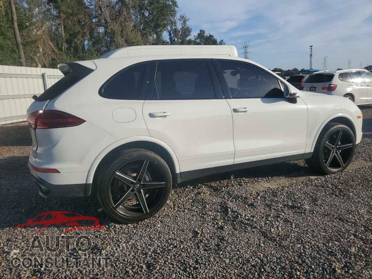 PORSCHE CAYENNE 2017 - WP1AA2A28HKA82779
