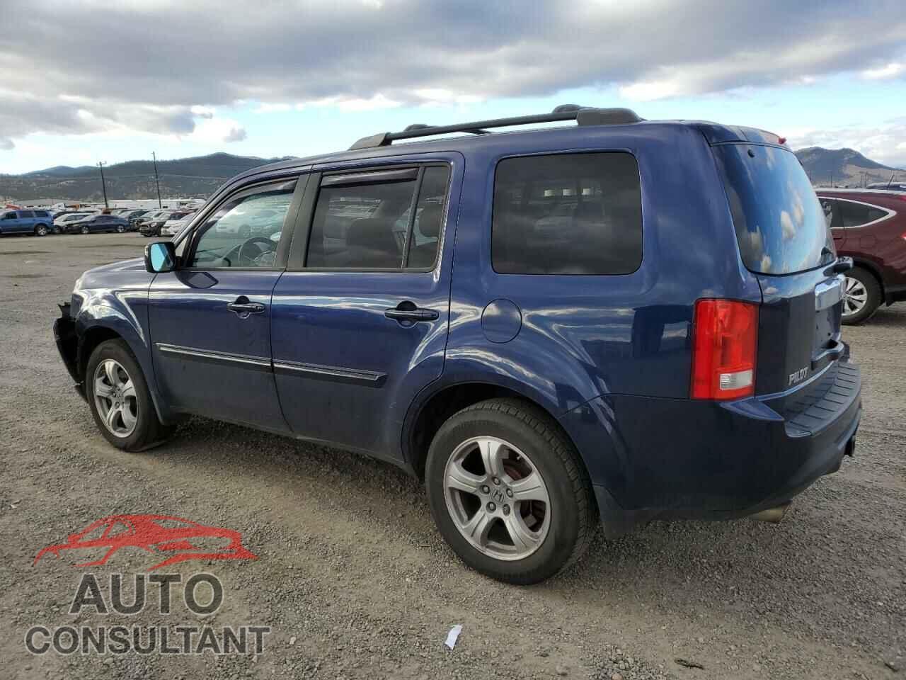 HONDA PILOT 2015 - 5FNYF4H51FB044110
