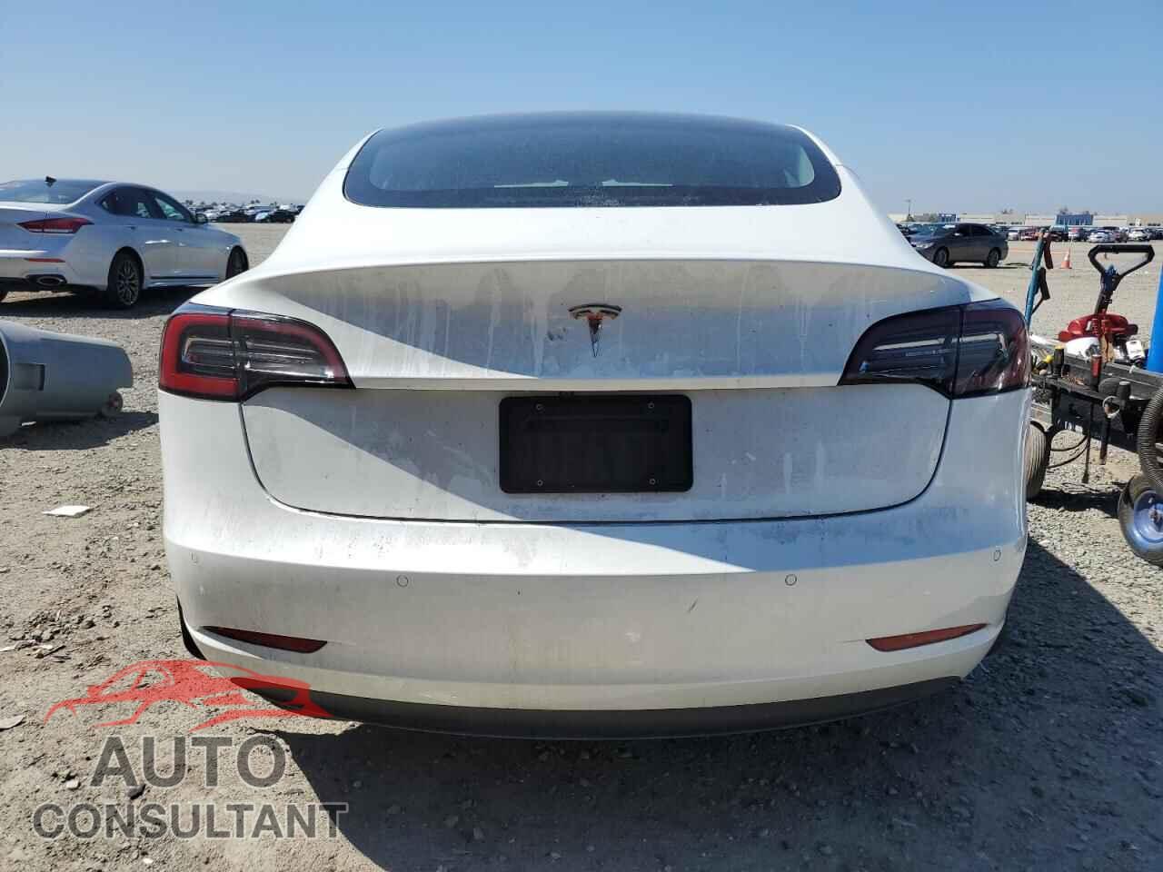 TESLA MODEL 3 2021 - 5YJ3E1EAXMF996680