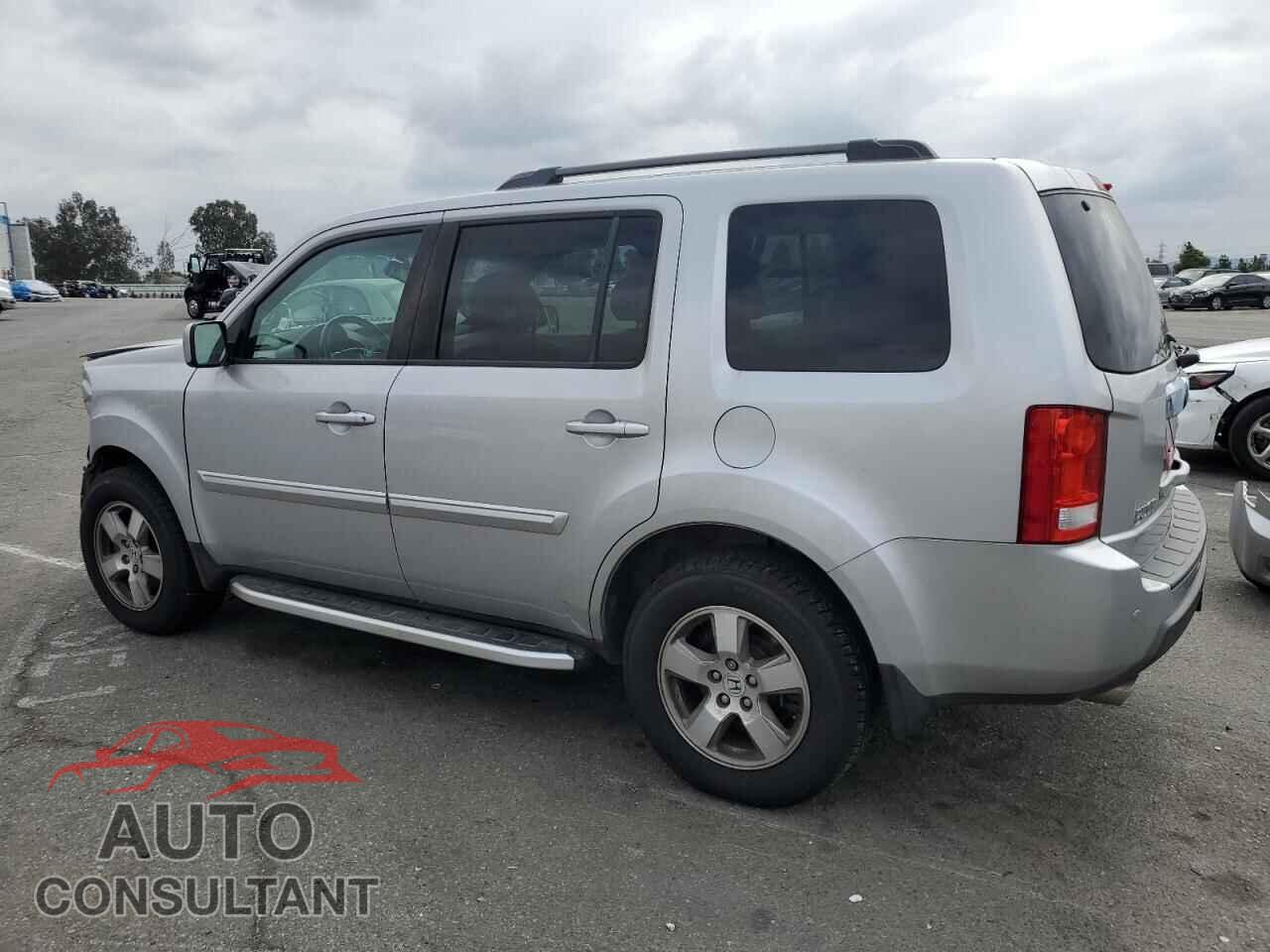 HONDA PILOT 2011 - 5FNYF3H5XBB042716