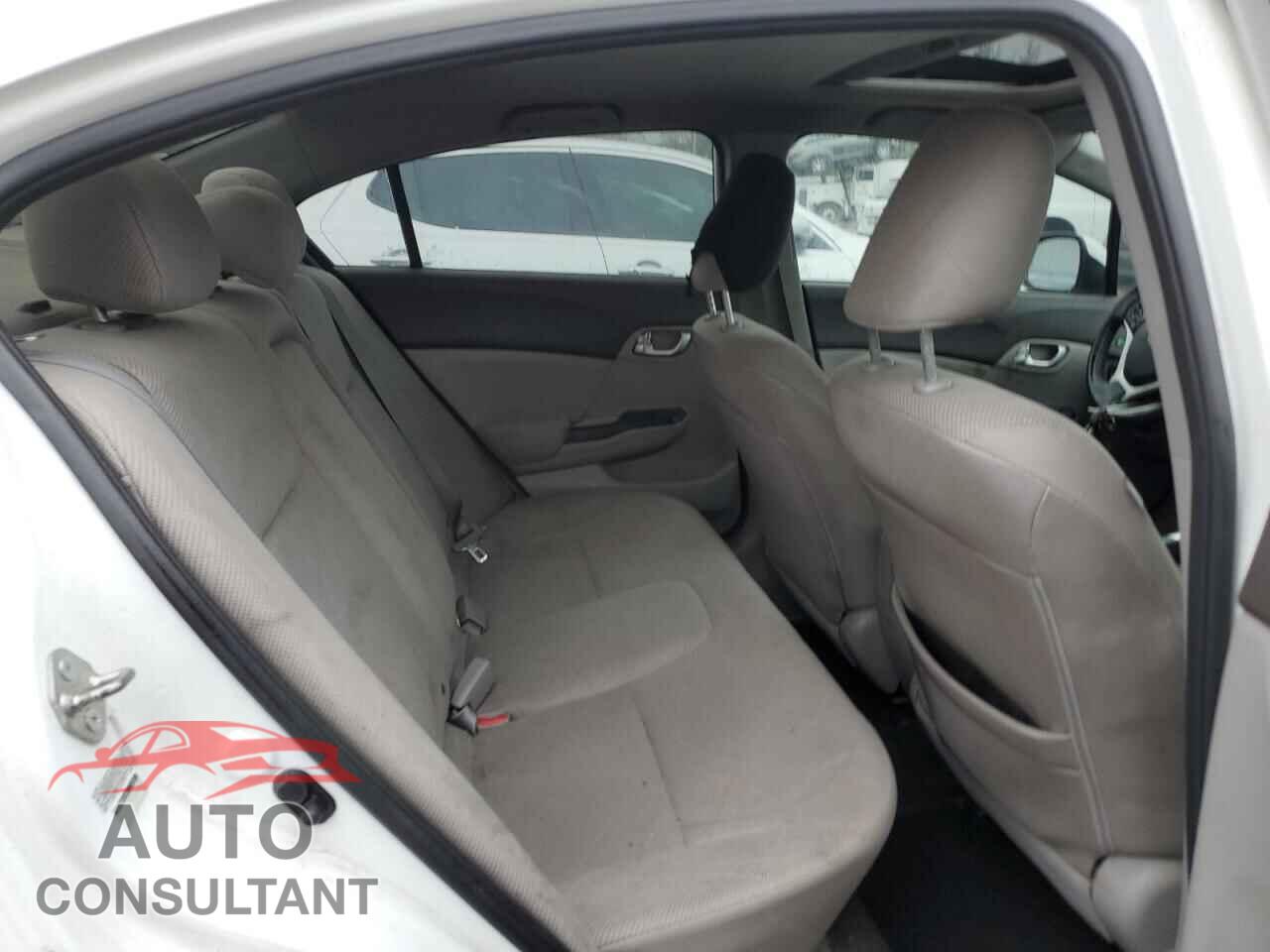 HONDA CIVIC 2012 - 2HGFB2F57CH113352