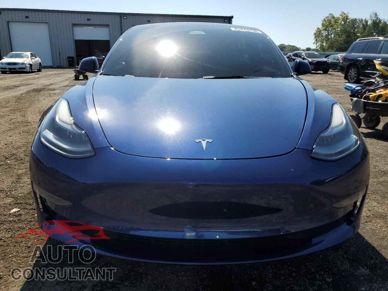 TESLA MODEL 3 2022 - 5YJ3E1EA8NF189351