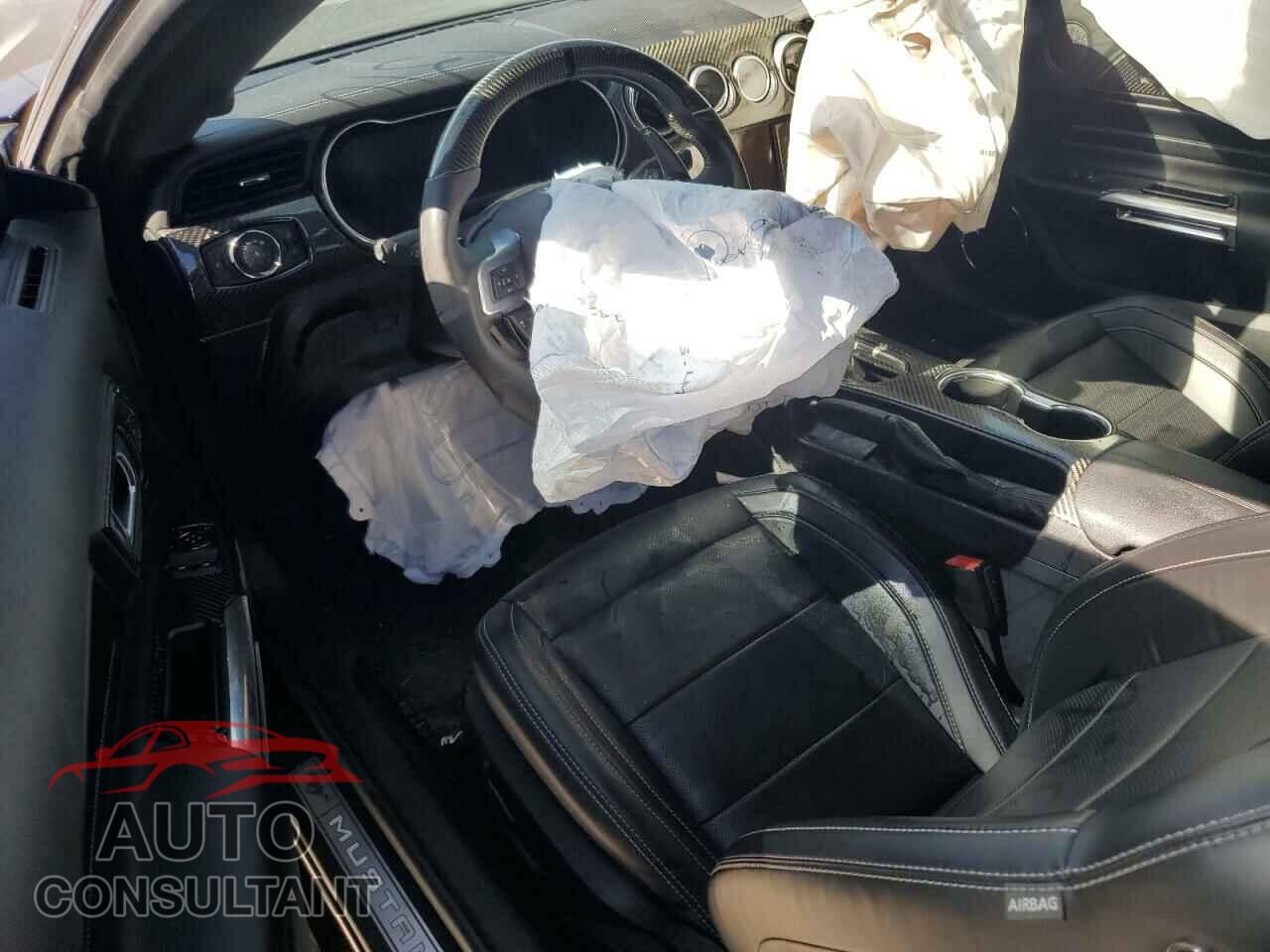 FORD MUSTANG 2020 - 1FA6P8CF9L5177860
