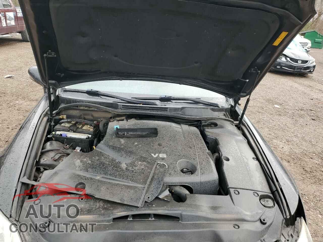 LEXUS IS 2010 - JTHBF5C28A2094392