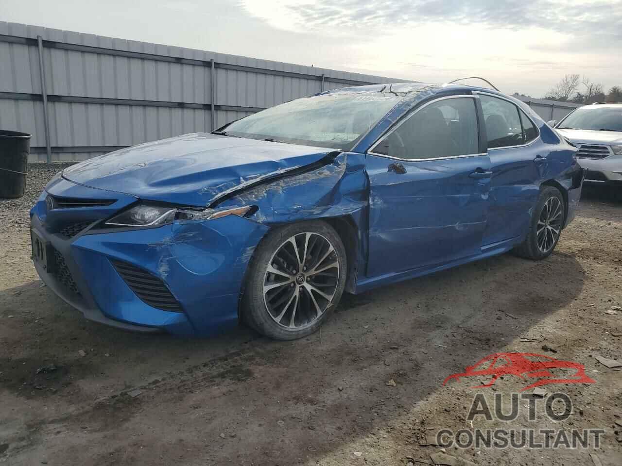 TOYOTA CAMRY 2018 - 4T1B11HK9JU040293