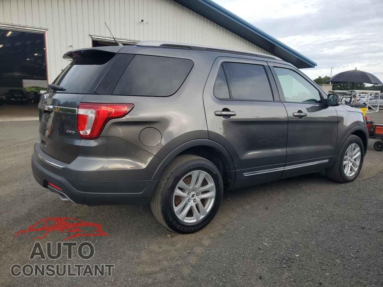 FORD EXPLORER 2018 - 1FM5K8D8XJGB37675