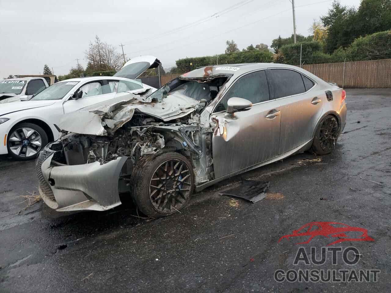 LEXUS IS 2015 - JTHBE1D28F5015609