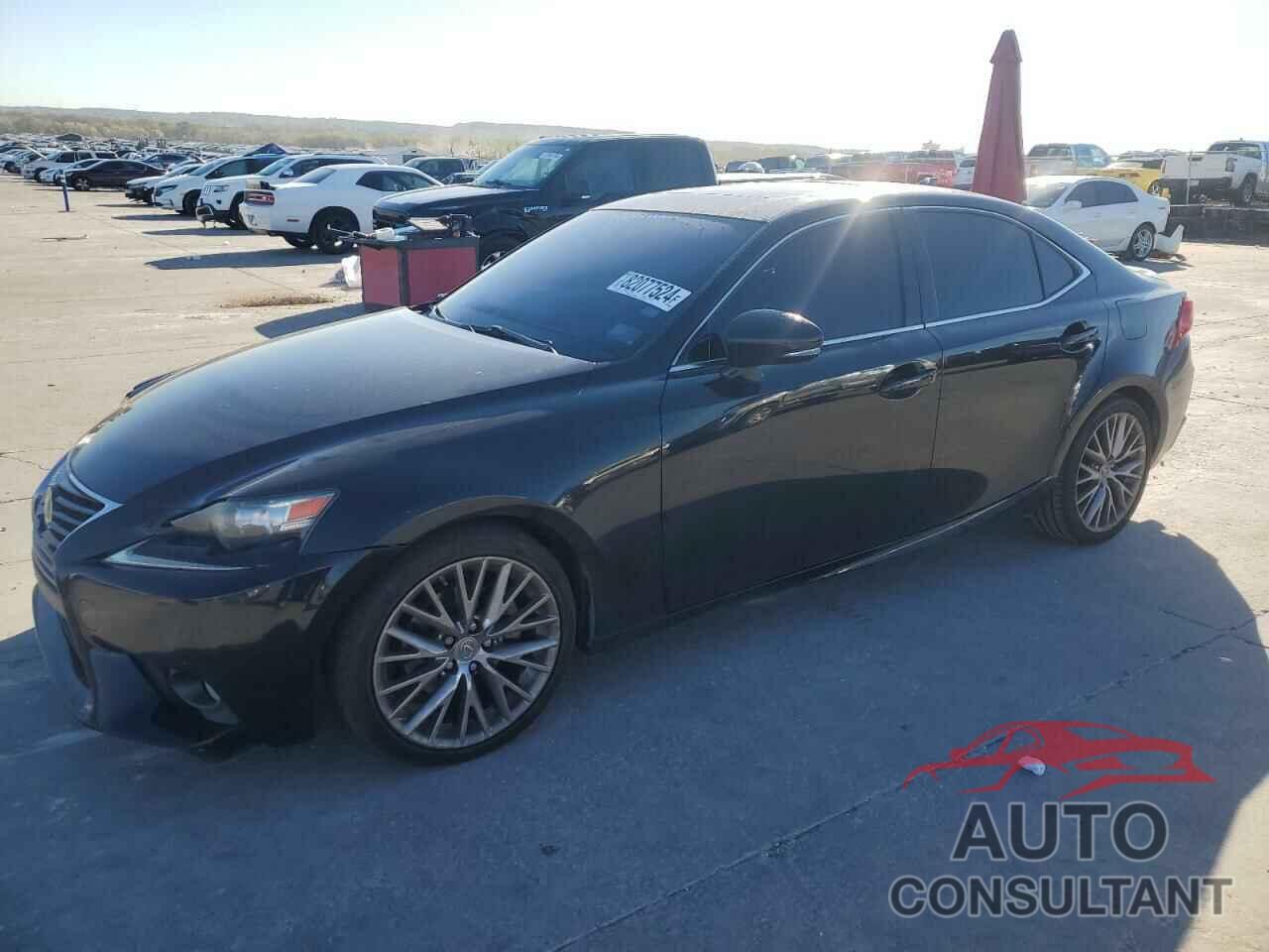 LEXUS IS 2014 - JTHBF1D24E5011326