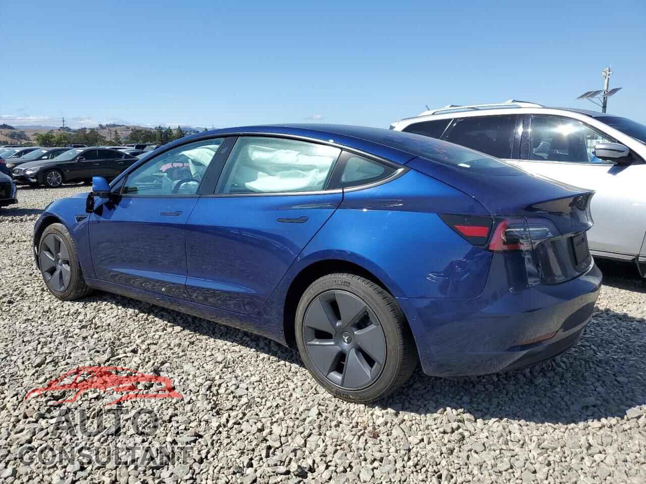 TESLA MODEL 3 2022 - 5YJ3E1EA0NF125675