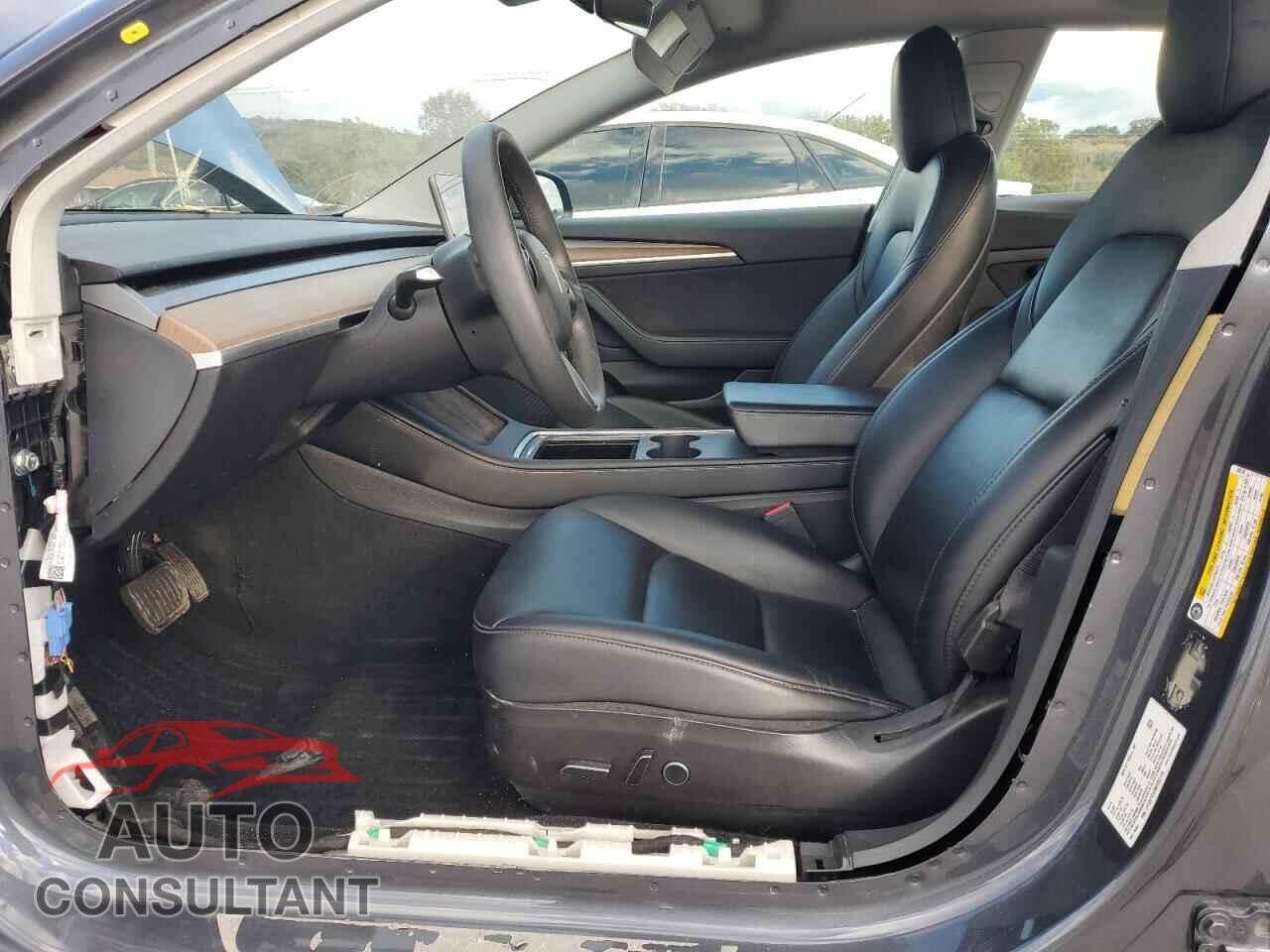 TESLA MODEL 3 2021 - 5YJ3E1EA3MF082156