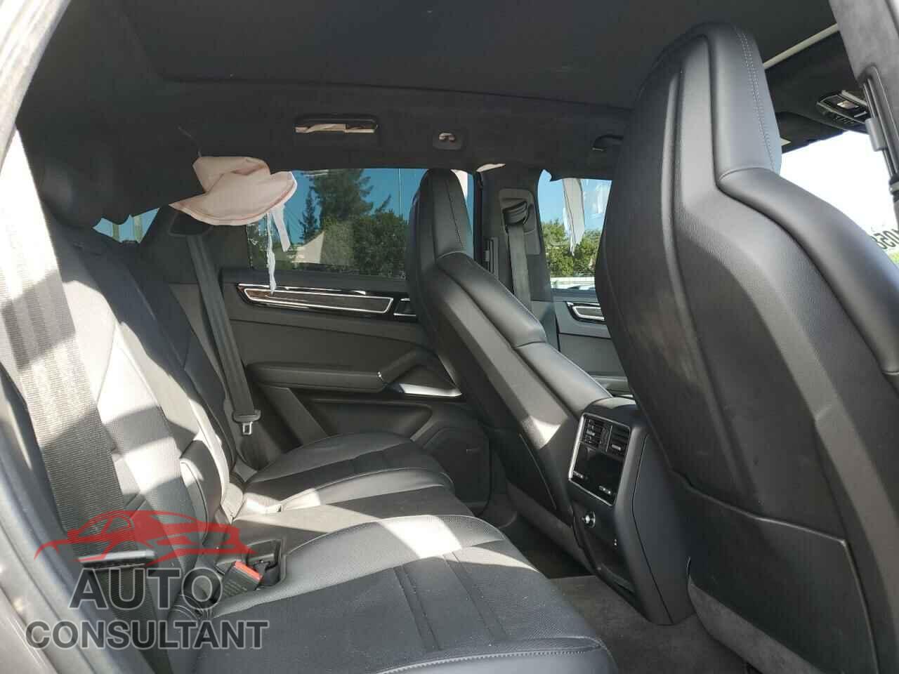 PORSCHE CAYENNE 2023 - WP1AF2AY2PDA20481