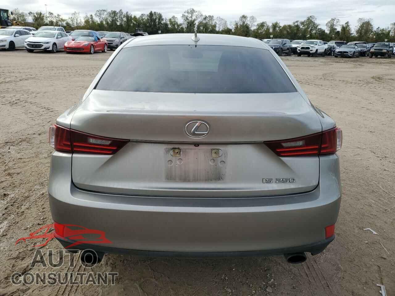 LEXUS IS 2015 - JTHBF1D27F5074454
