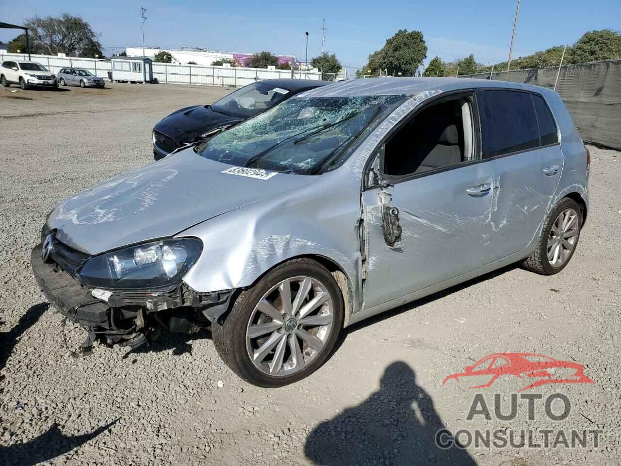 VOLKSWAGEN GOLF 2013 - WVWDM7AJ4DW096014