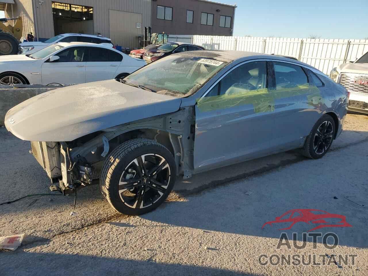 KIA K5 2023 - 5XXG64J27PG219017
